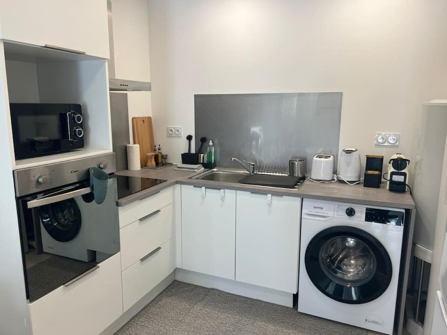 La Glycine - Parking Gratuit - Ac Clim - Cour Prive - Apartment Villeneuve-les-Avignon Luaran gambar